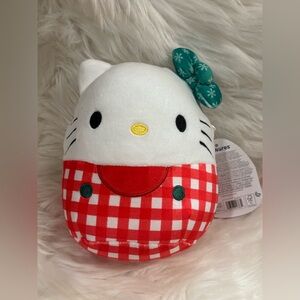 Holiday Hello Kitty Squishmallow NWT